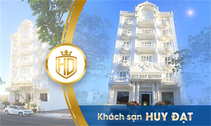 Tính Thành bàn giao khai trương website Huy Đạt Hotel